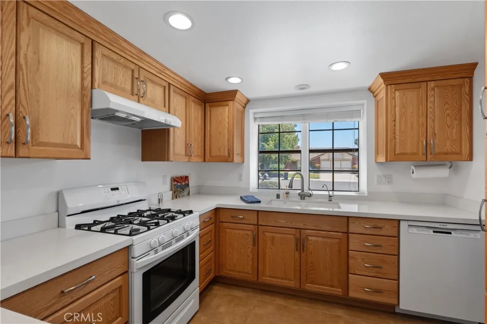 131 Spindlewood Avenue Camarillo, CA 93012