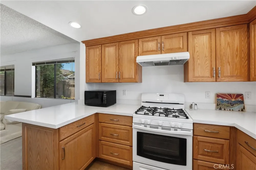 131 Spindlewood Avenue Camarillo, CA 93012