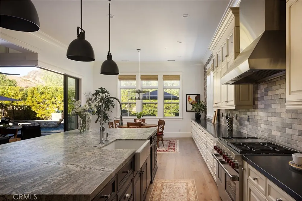 33166 Paseo Celestial San Juan Capistrano, CA 92675