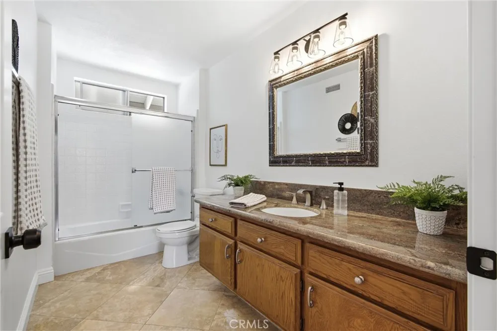 6434 E Lookout Lane Anaheim, CA 92807