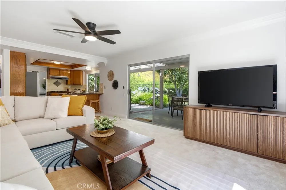6434 E Lookout Lane Anaheim, CA 92807
