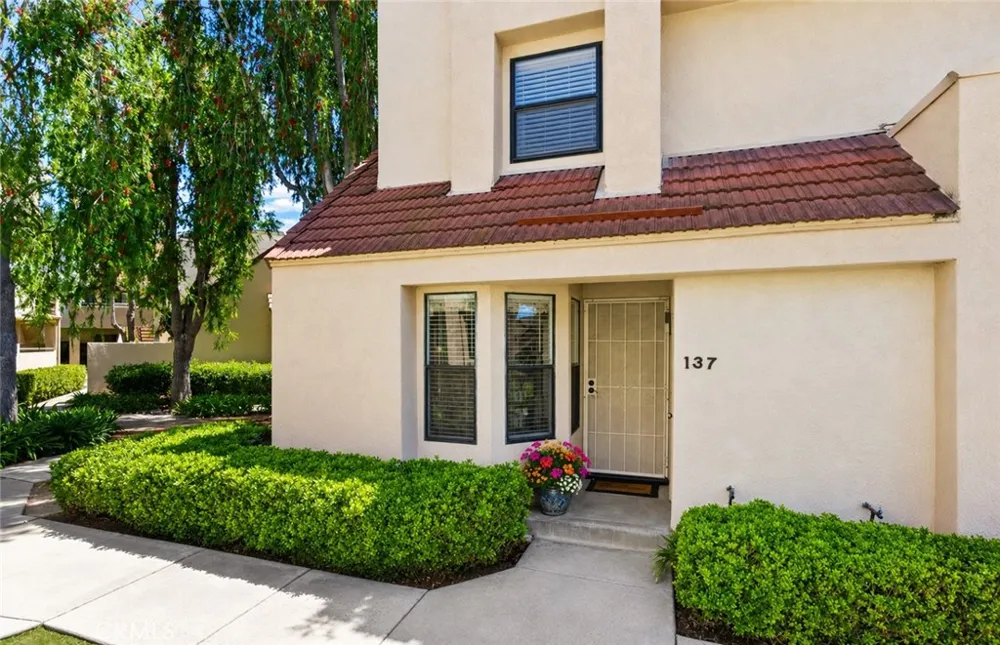 137 Pearl Laguna Niguel, CA 92677