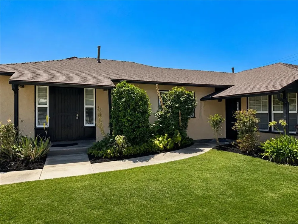 2305 Schoolside Monterey Park, CA 91754
