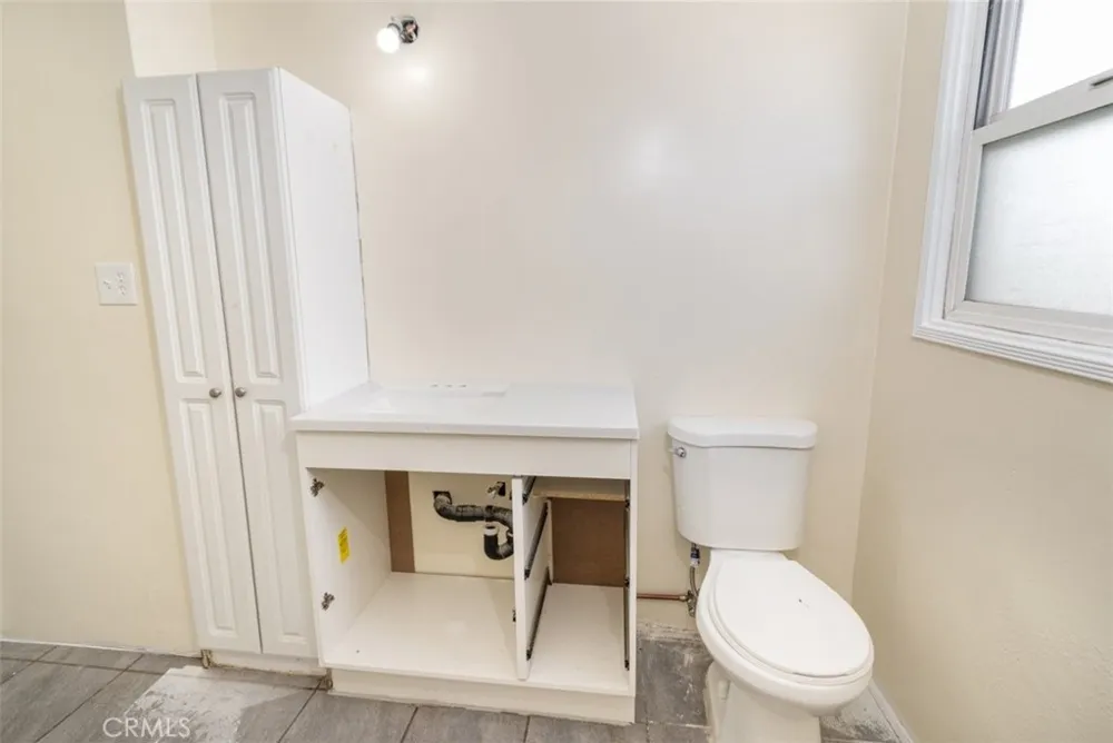 2305 Schoolside Monterey Park, CA 91754