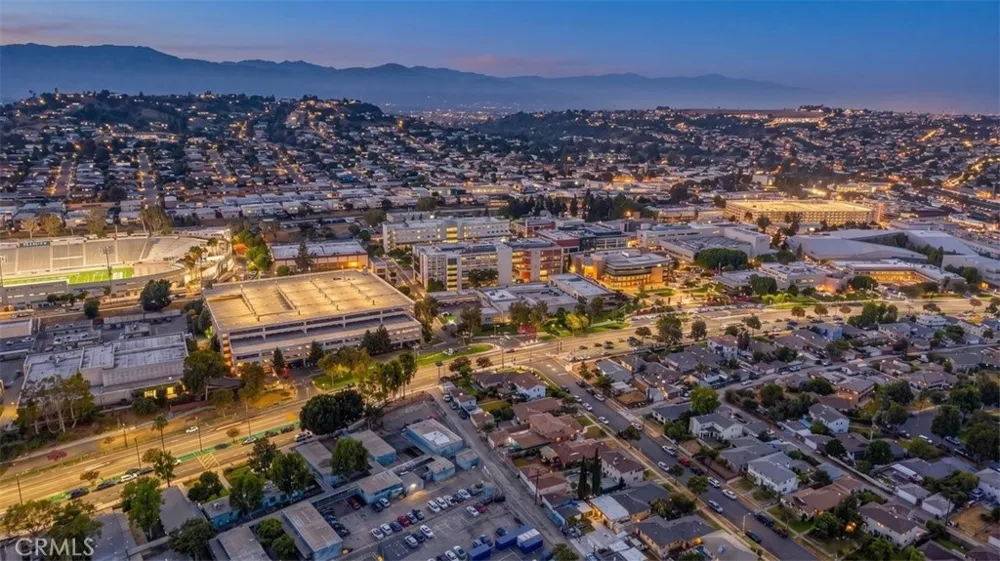 2305 Schoolside Monterey Park, CA 91754