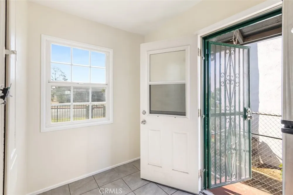 2305 Schoolside Monterey Park, CA 91754