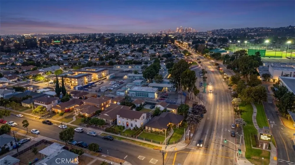 2305 Schoolside Monterey Park, CA 91754