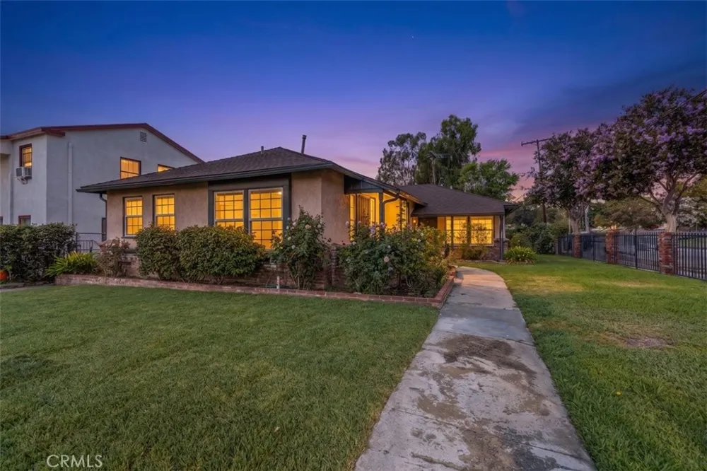 2305 Schoolside Monterey Park, CA 91754