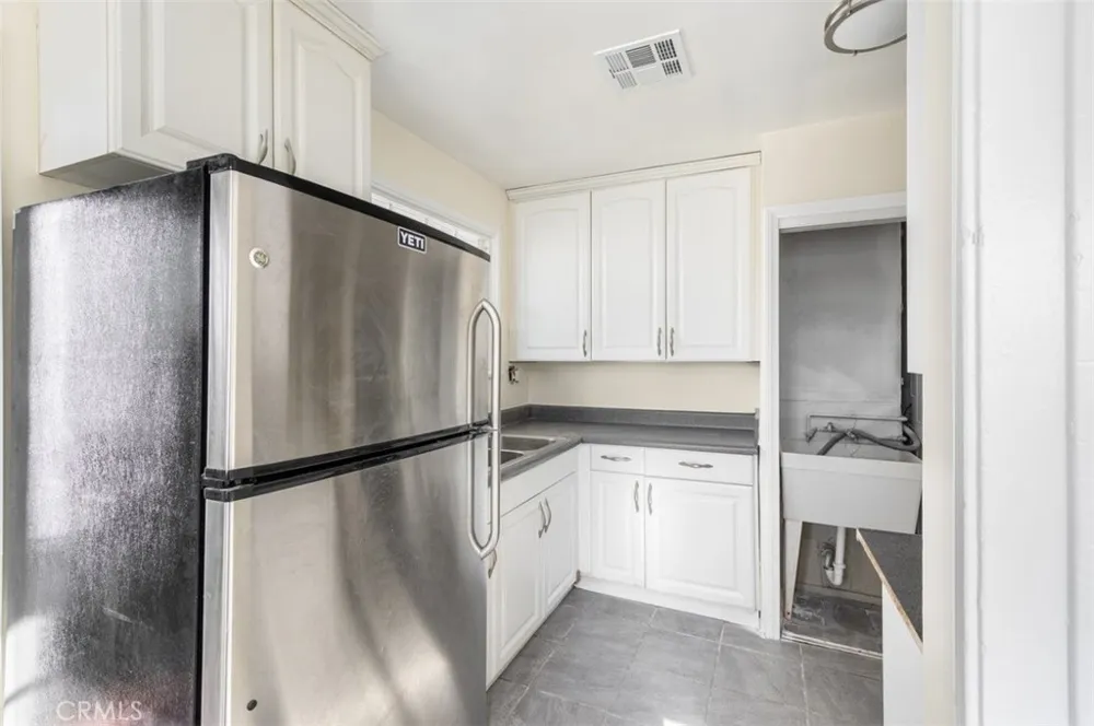 2305 Schoolside Monterey Park, CA 91754