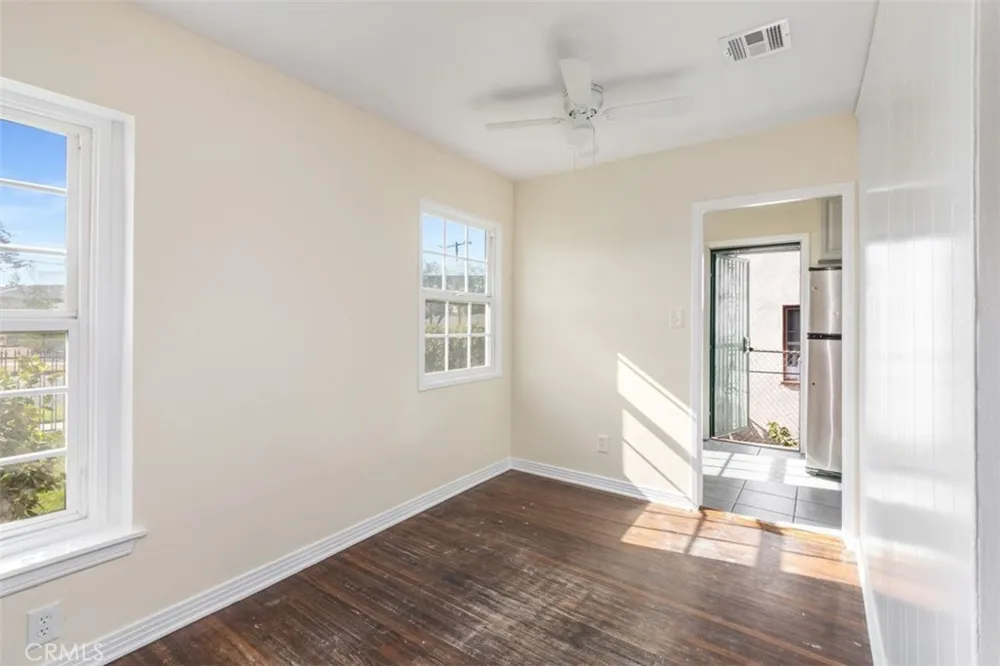 2305 Schoolside Monterey Park, CA 91754