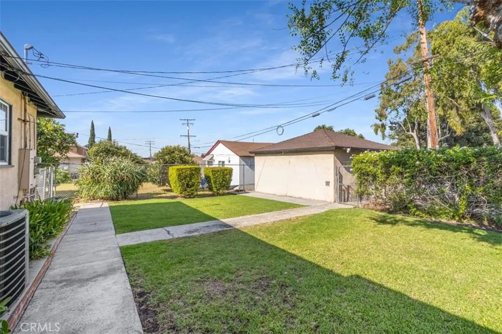 2305 Schoolside Monterey Park, CA 91754