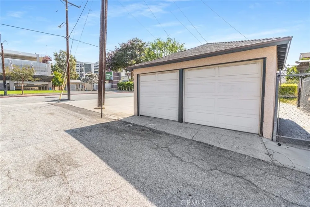 2305 Schoolside Monterey Park, CA 91754