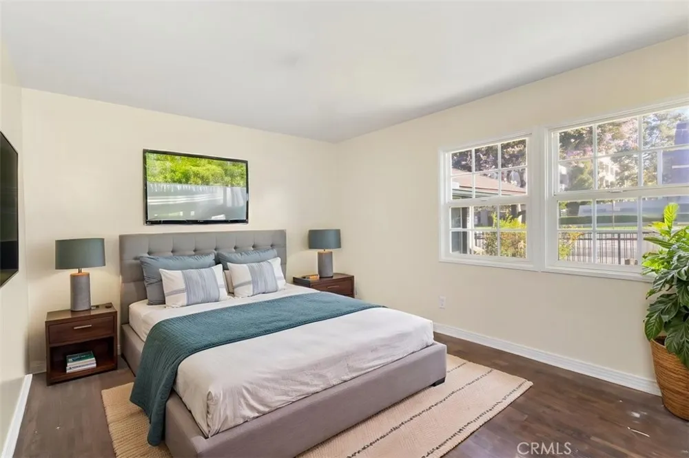 2305 Schoolside Monterey Park, CA 91754