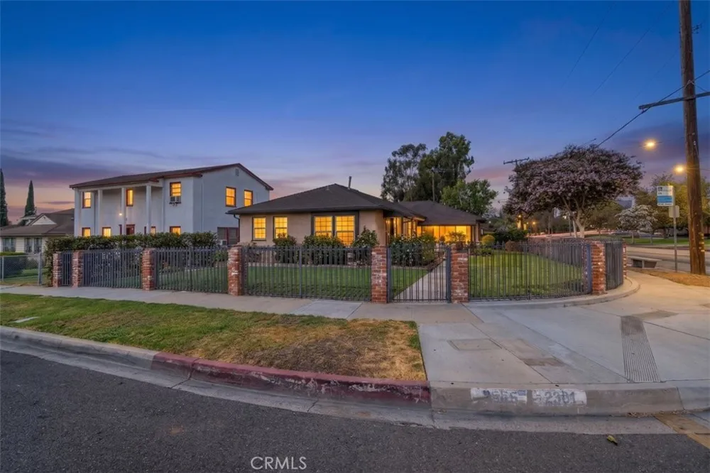 2305 Schoolside Monterey Park, CA 91754