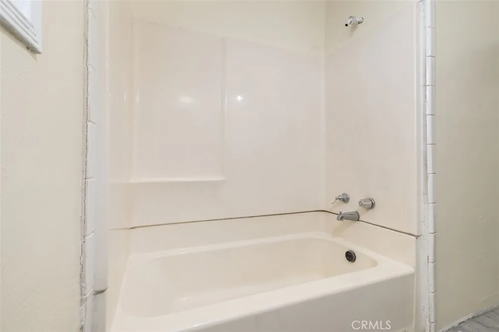 2305 Schoolside Monterey Park, CA 91754