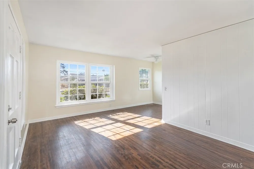 2305 Schoolside Monterey Park, CA 91754
