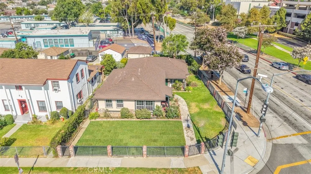 2305 Schoolside Monterey Park, CA 91754