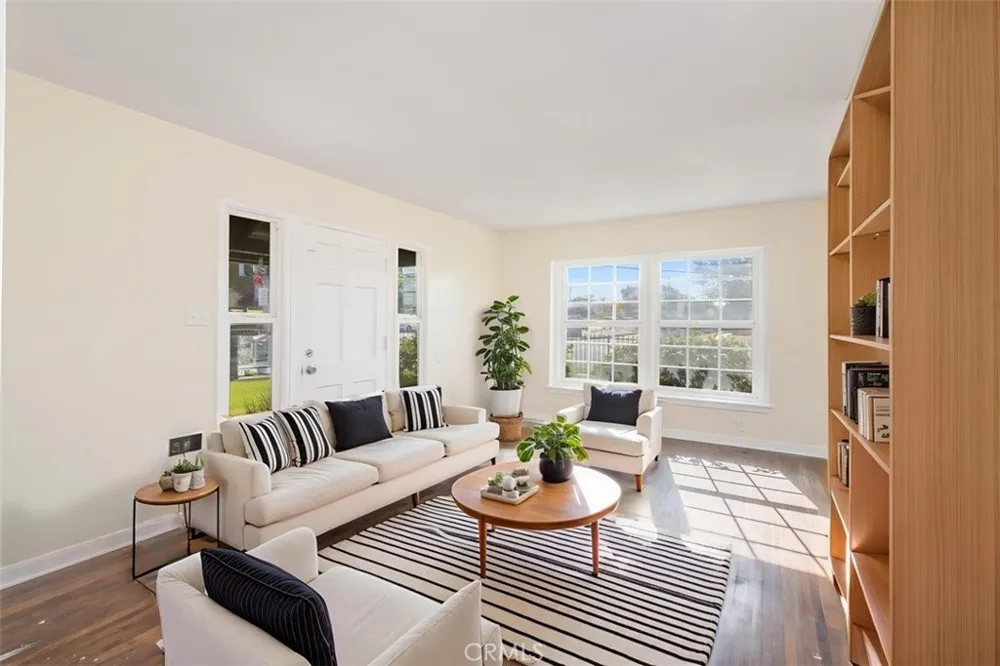 2305 Schoolside Monterey Park, CA 91754