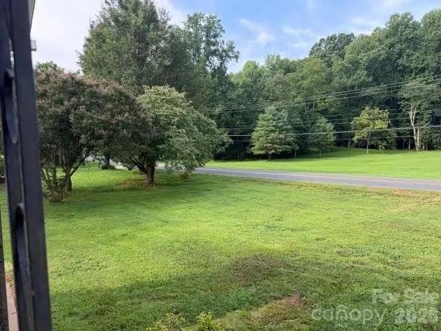 299 US 221 Highway S Marion, NC 28752
