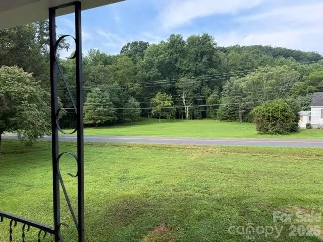 299 US 221 Highway S Marion, NC 28752