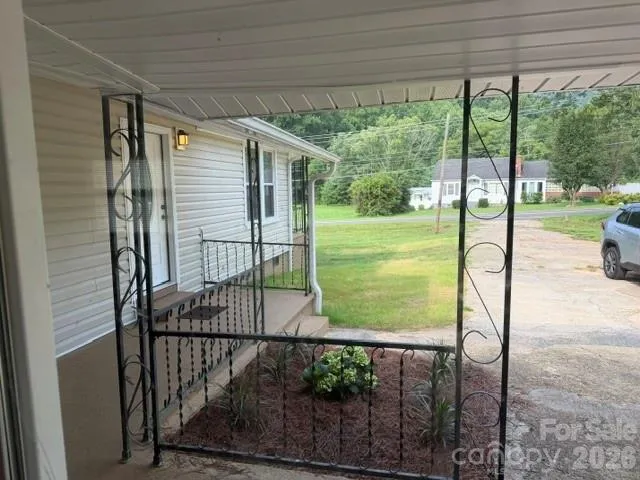 299 US 221 Highway S Marion, NC 28752