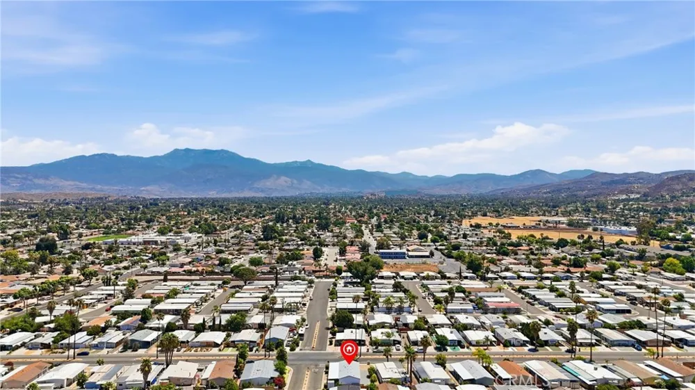 801 S Palm Hemet, CA 92543