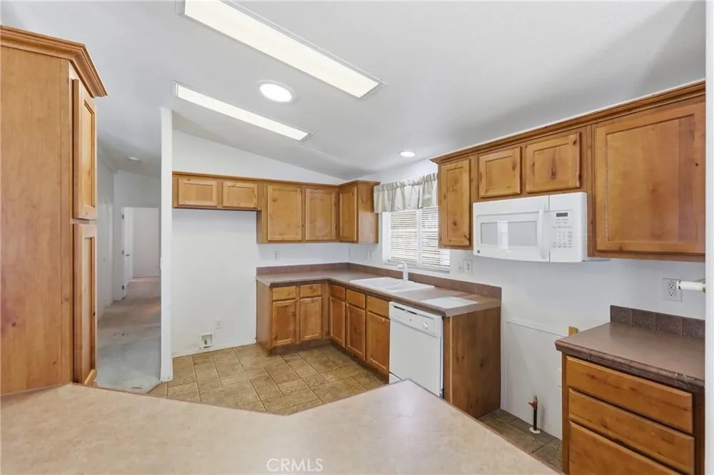 801 S Palm Hemet, CA 92543