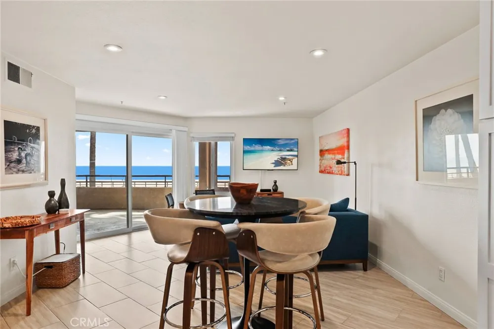 1200 Pacific Coast Highway #217 Huntington Beach, CA 92648