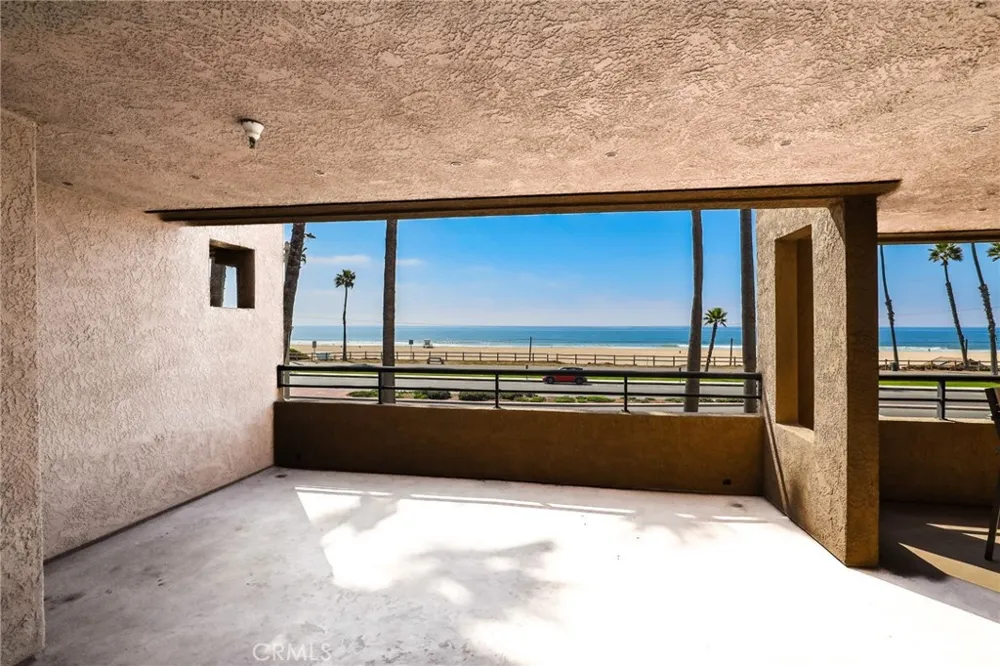 1200 Pacific Coast Highway #217 Huntington Beach, CA 92648