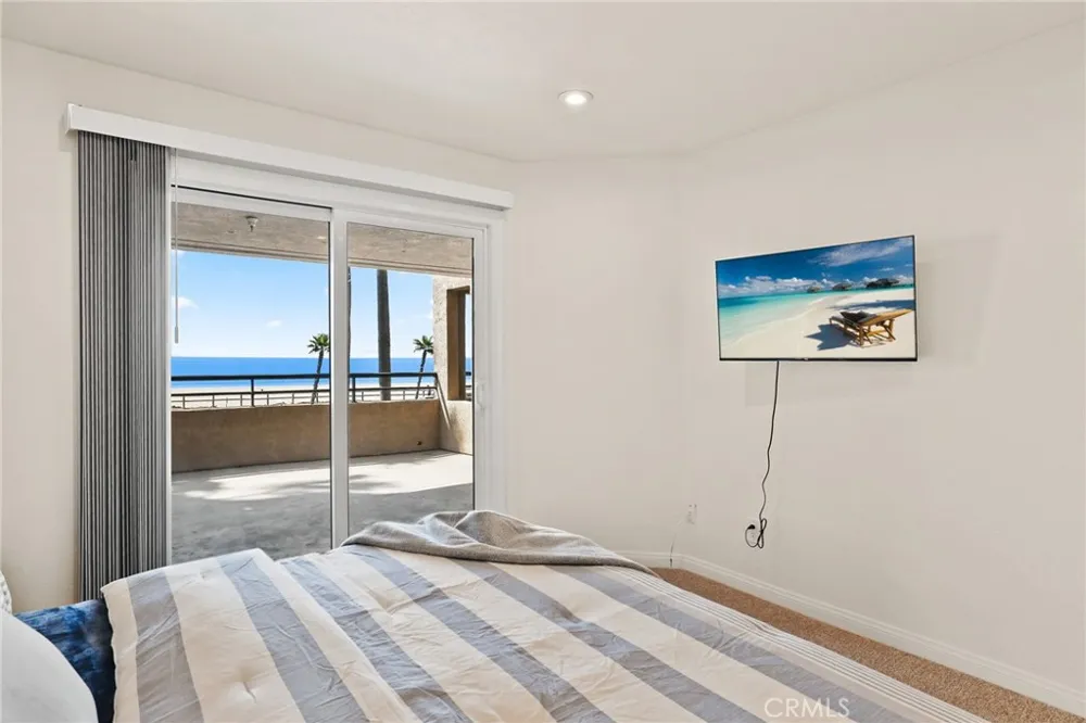 1200 Pacific Coast Highway #217 Huntington Beach, CA 92648