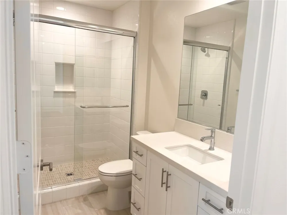 485 Tracy Place Ventura, CA 93004