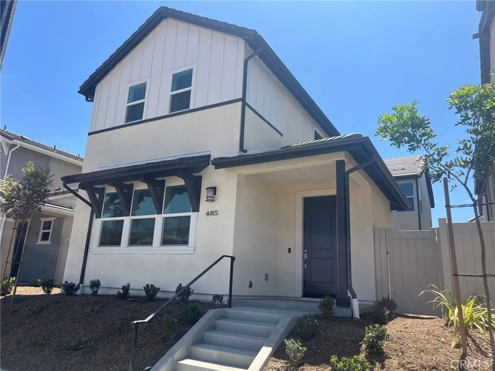 485 Tracy Place Ventura, CA 93004