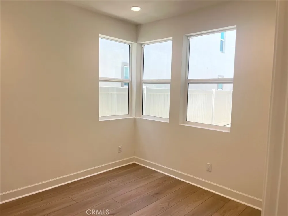485 Tracy Place Ventura, CA 93004