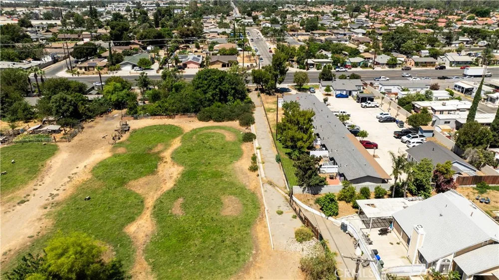 9905 Cedar Avenue Bloomington, CA 92316