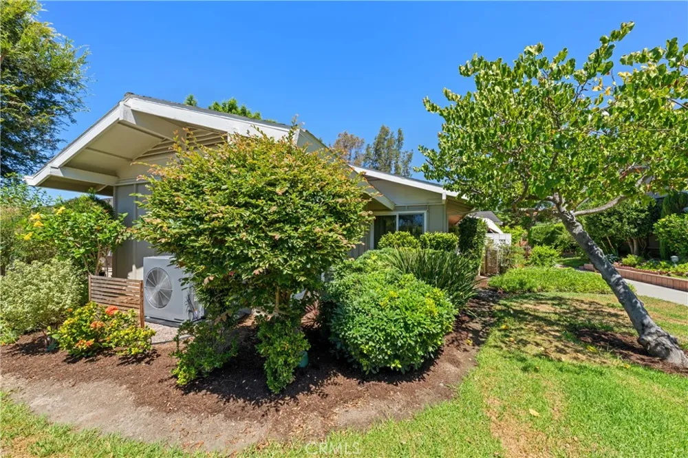 613 Avenida Sevilla #B Laguna Woods, CA 92637