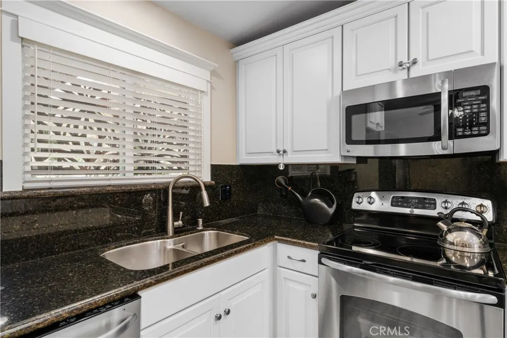 613 Avenida Sevilla #B Laguna Woods, CA 92637