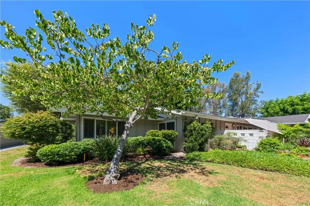613 Avenida Sevilla #B Laguna Woods, CA 92637