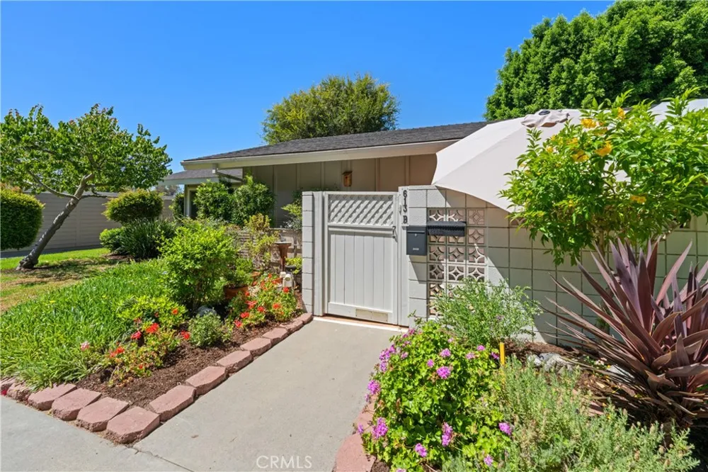 613 Avenida Sevilla #B Laguna Woods, CA 92637