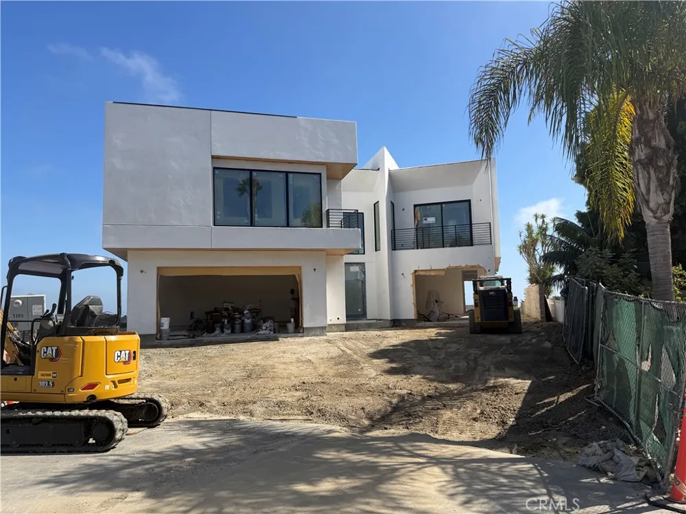 1205 Via La Mesa San Clemente, CA 92672