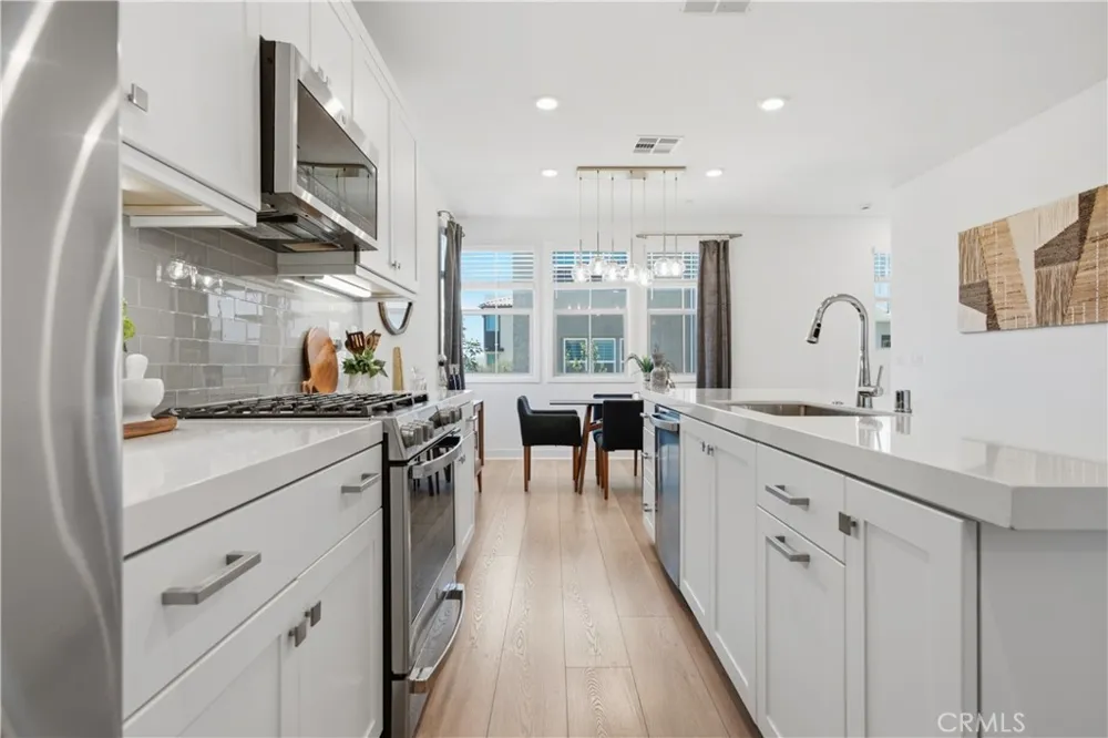 231 Equine Way Rancho Mission Viejo, CA 92694