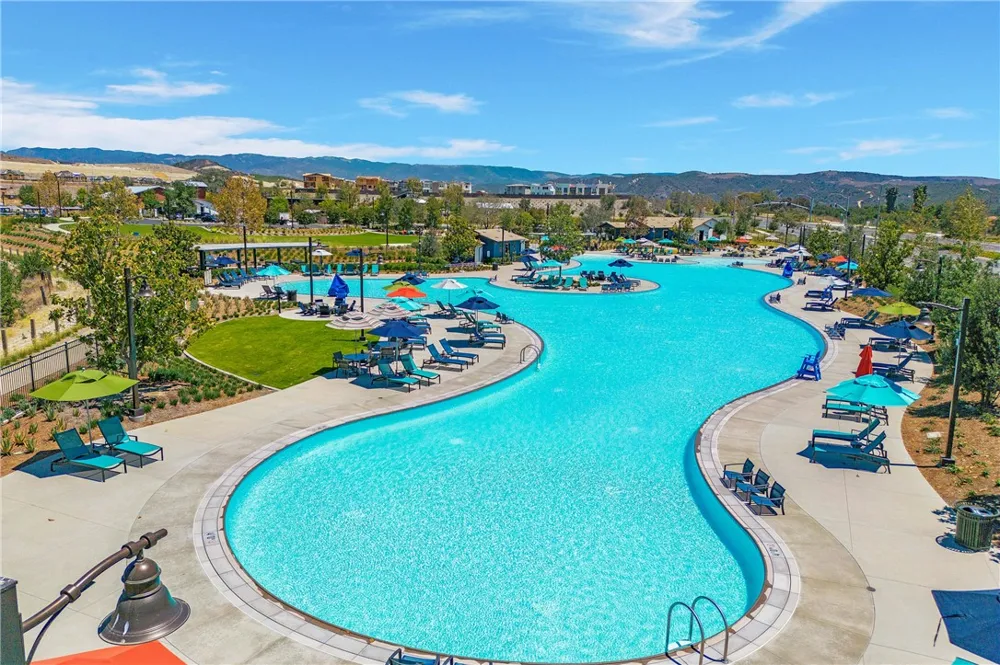 231 Equine Way Rancho Mission Viejo, CA 92694