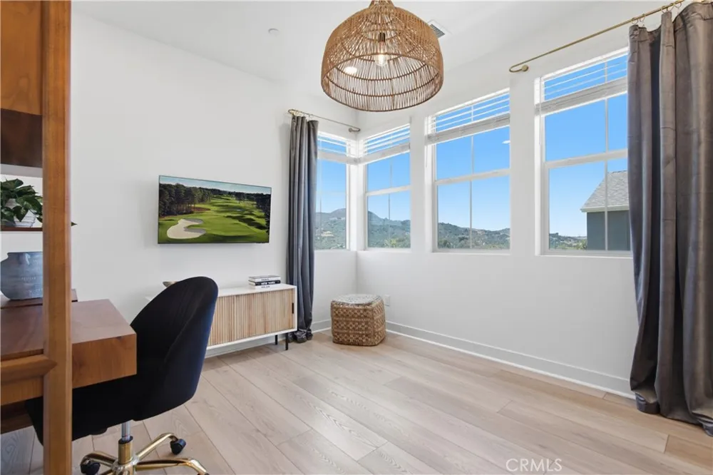 231 Equine Way Rancho Mission Viejo, CA 92694