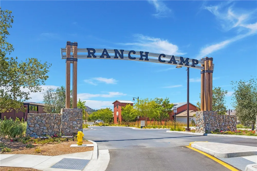 231 Equine Way Rancho Mission Viejo, CA 92694