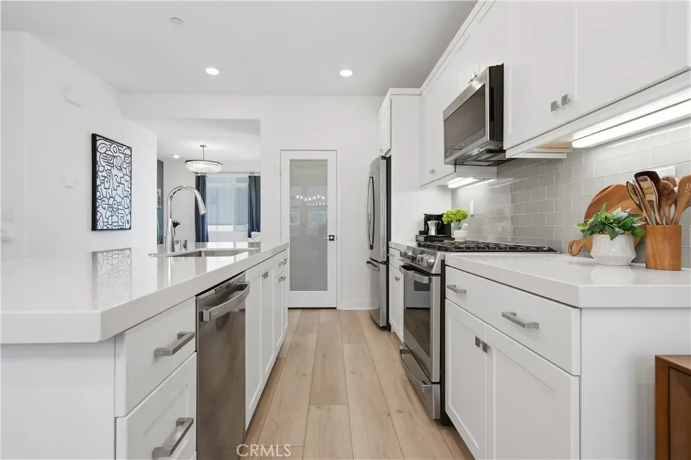 231 Equine Way Rancho Mission Viejo, CA 92694
