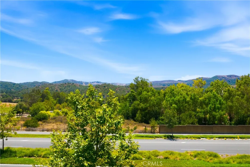 231 Equine Way Rancho Mission Viejo, CA 92694