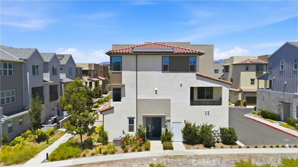 231 Equine Way Rancho Mission Viejo, CA 92694