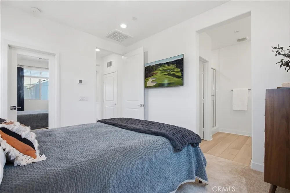 231 Equine Way Rancho Mission Viejo, CA 92694