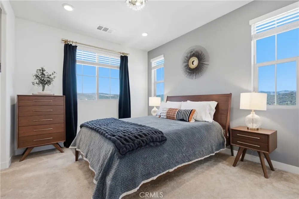 231 Equine Way Rancho Mission Viejo, CA 92694