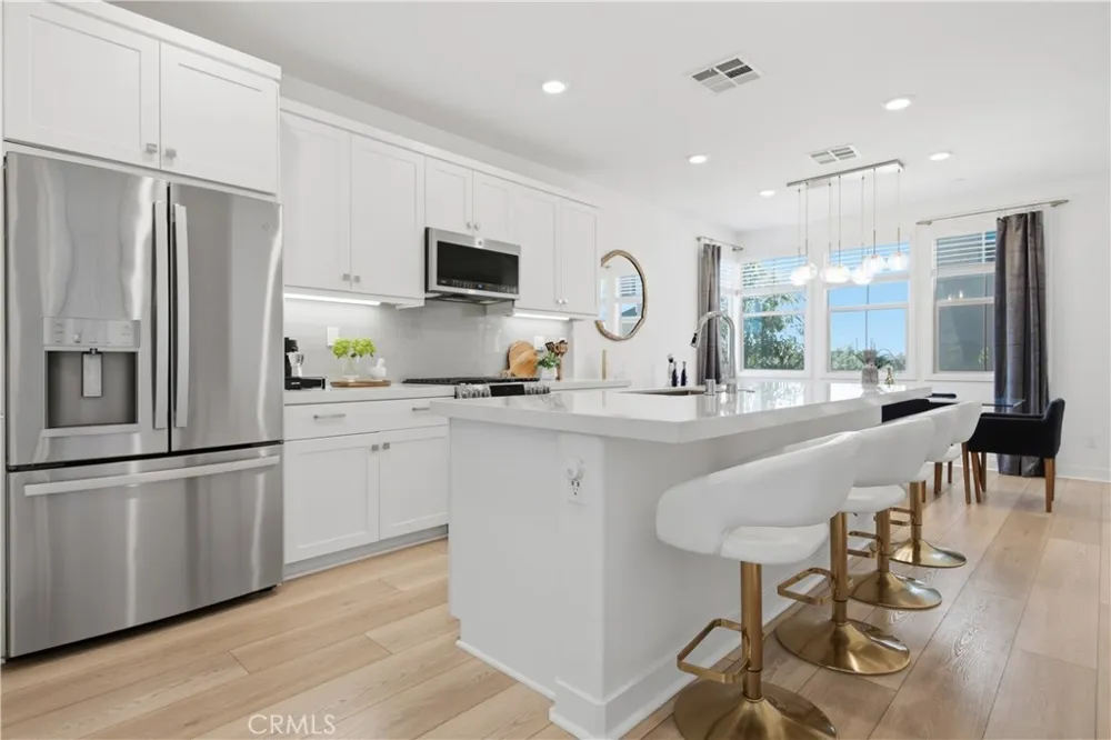 231 Equine Way Rancho Mission Viejo, CA 92694
