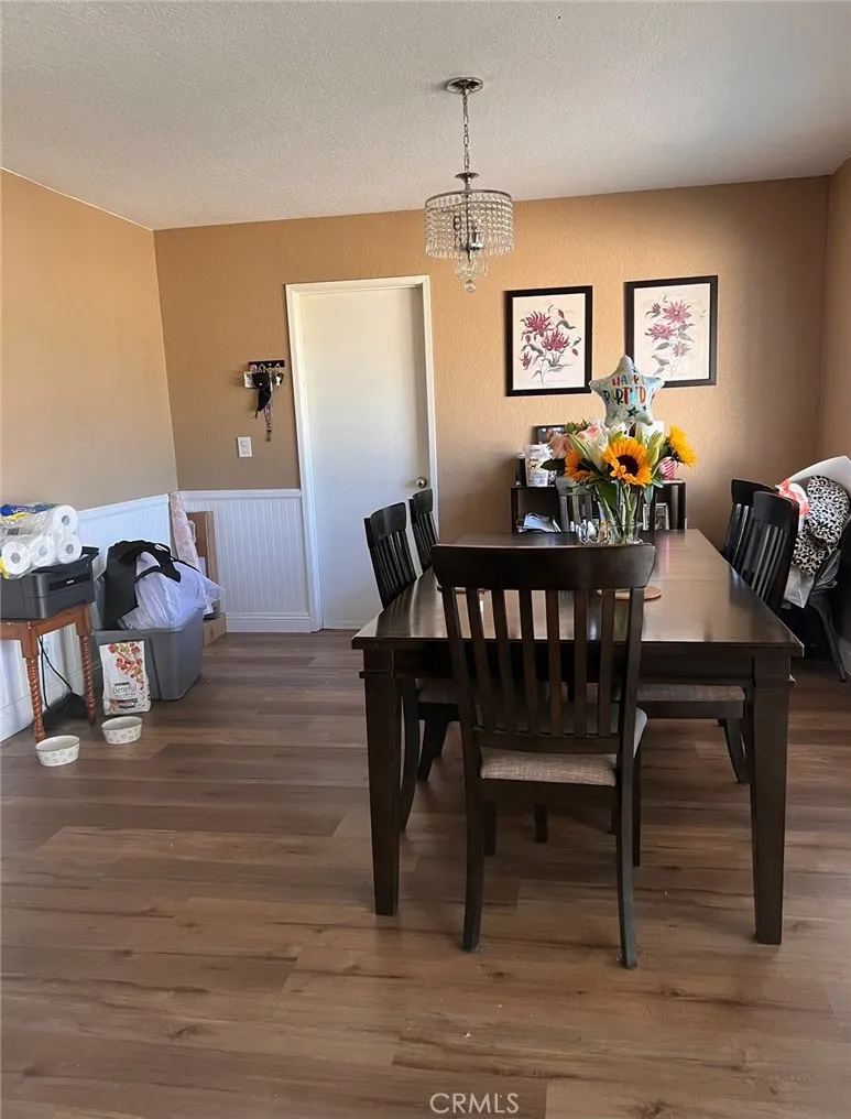 292 Parkview Lake Elsinore, CA 92530
